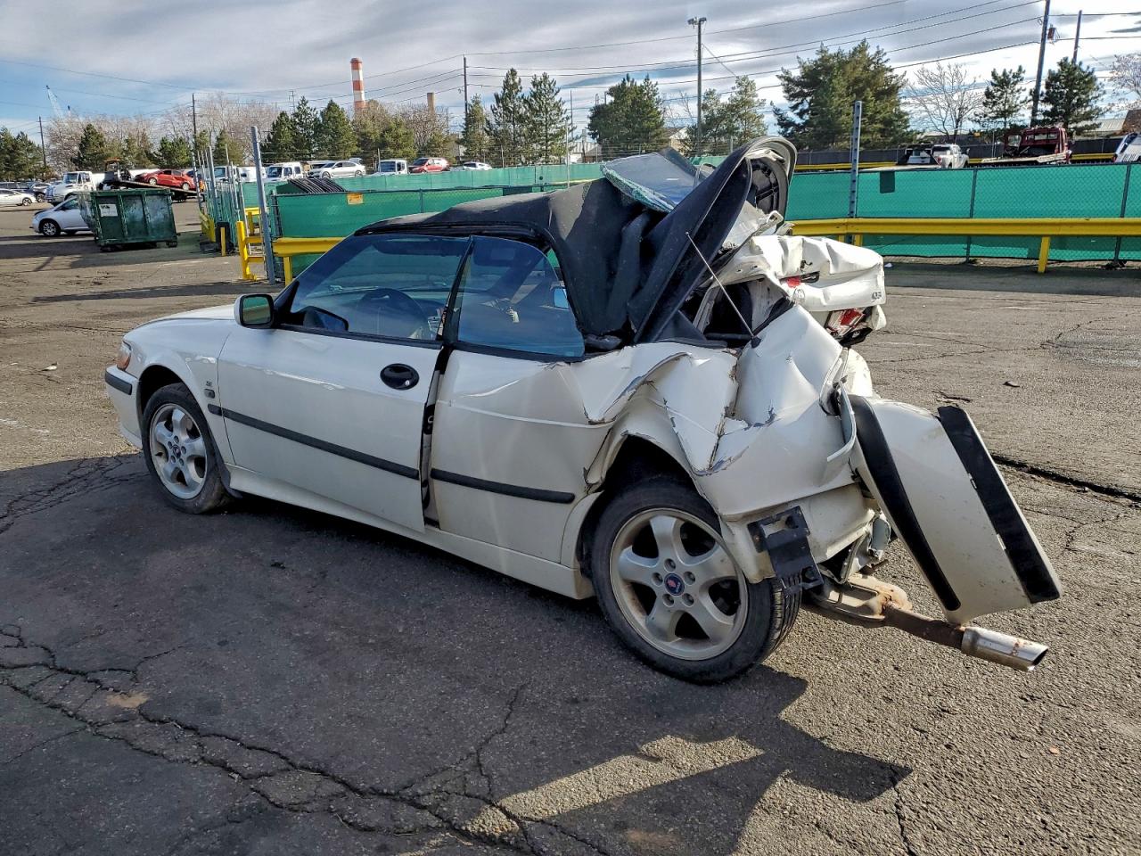 2001 SAAB 9-3 SE photo 2