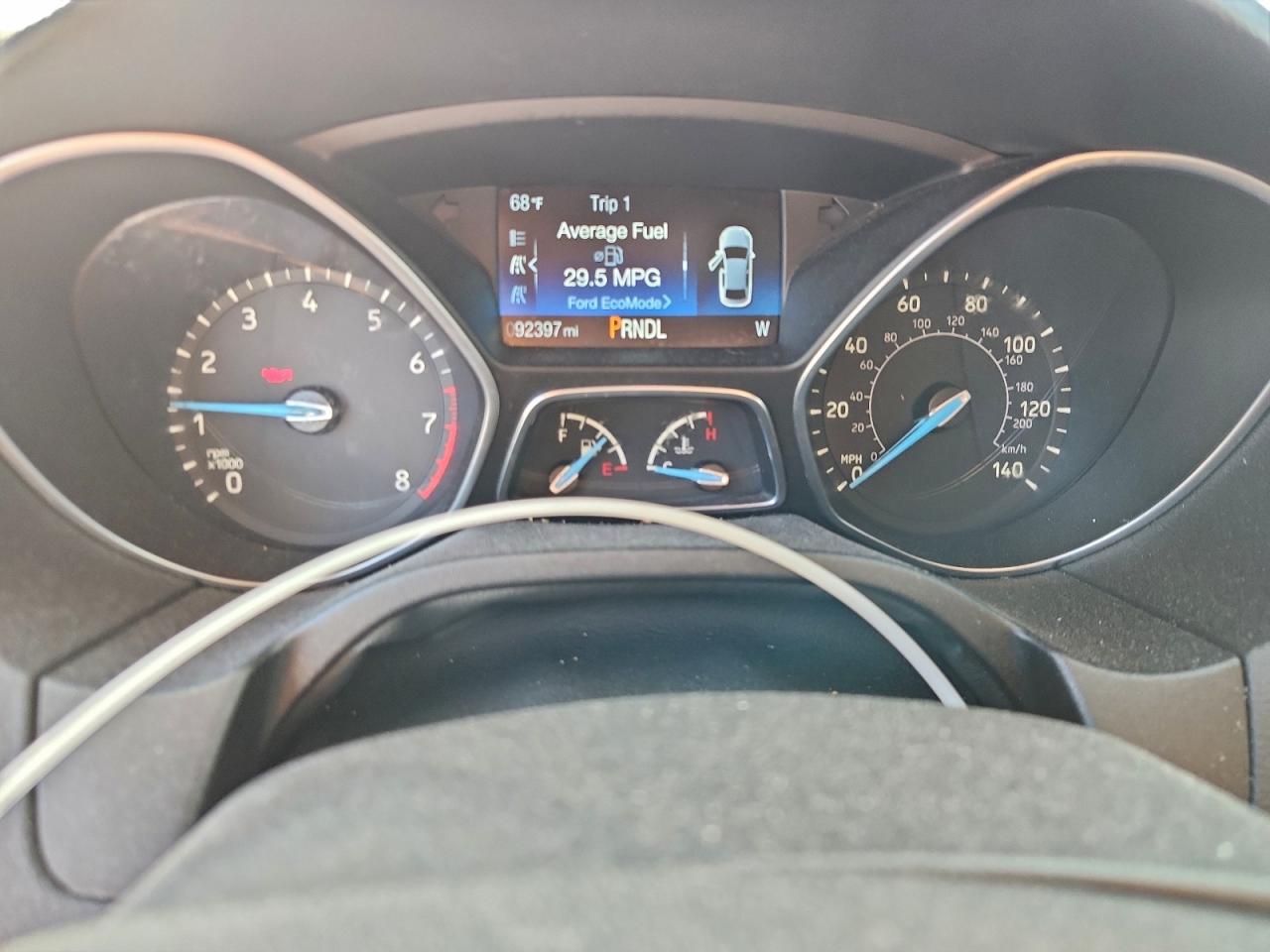 2017 FORD FOCUS SE photo 17