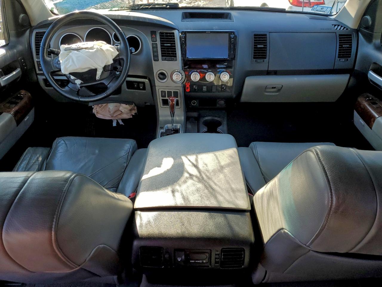 2010 TOYOTA TUNDRA CREWMAX LIMITED photo 8
