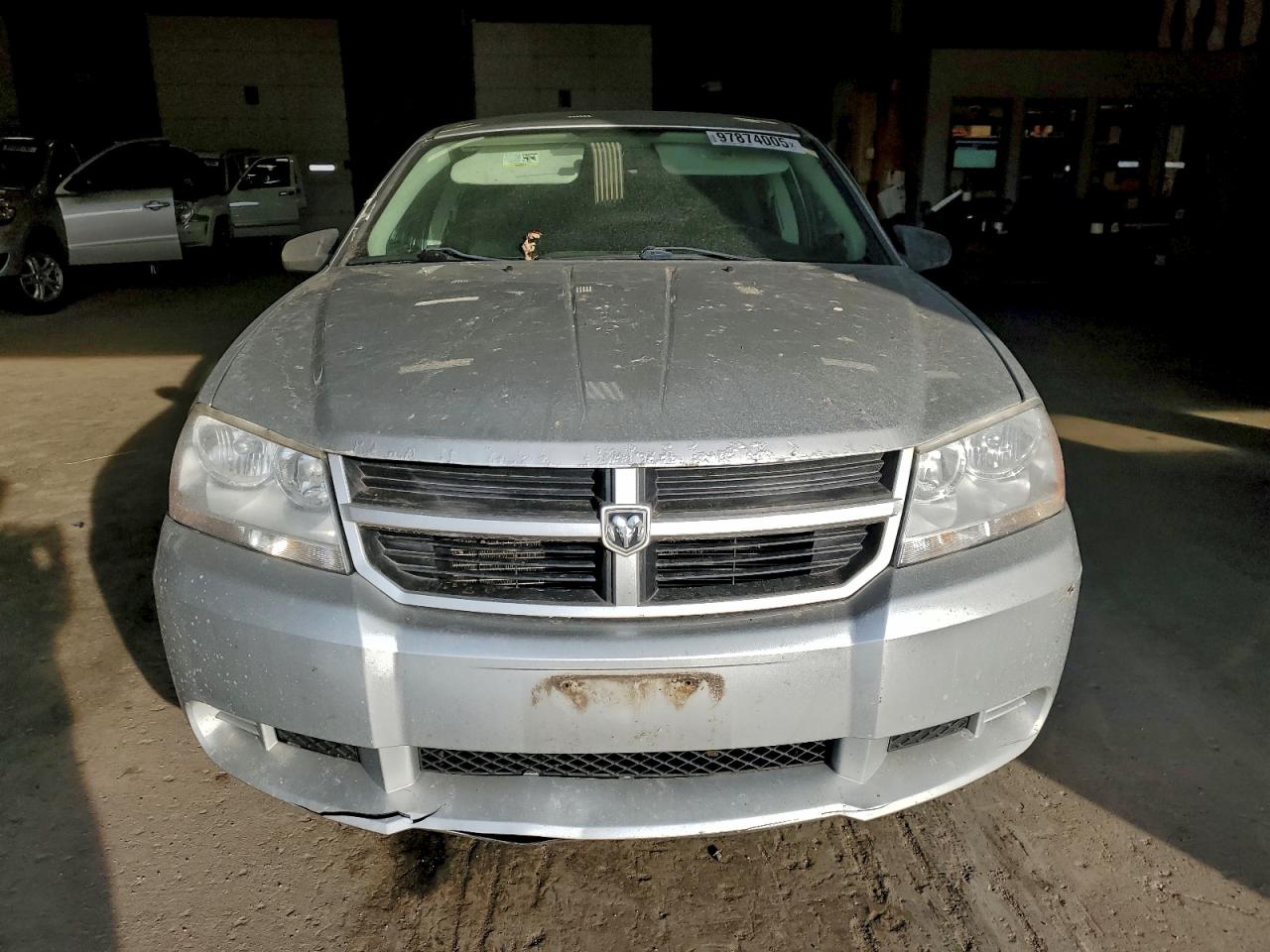 2009 DODGE AVENGER SE photo 5