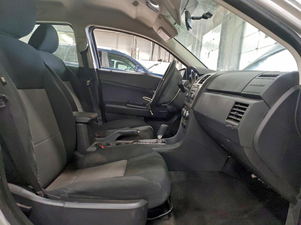 2009 DODGE AVENGER SE photo 7
