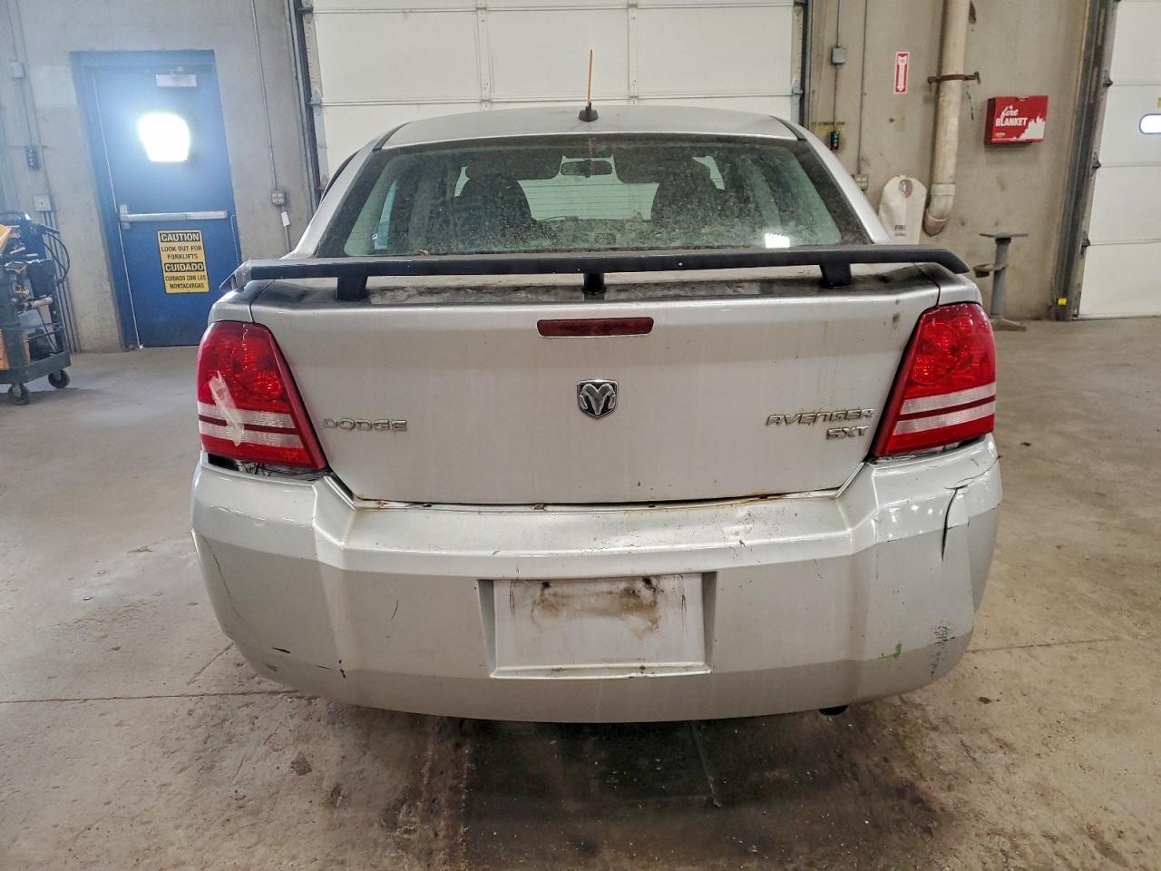 2009 DODGE AVENGER SE photo 6