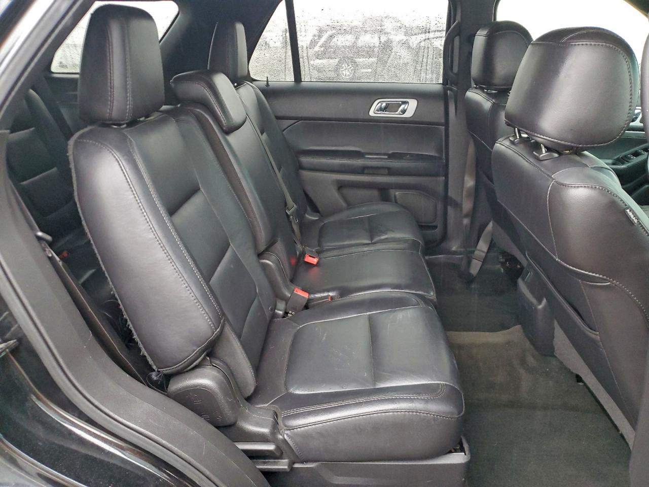 2015 FORD EXPLORER XLT photo 11