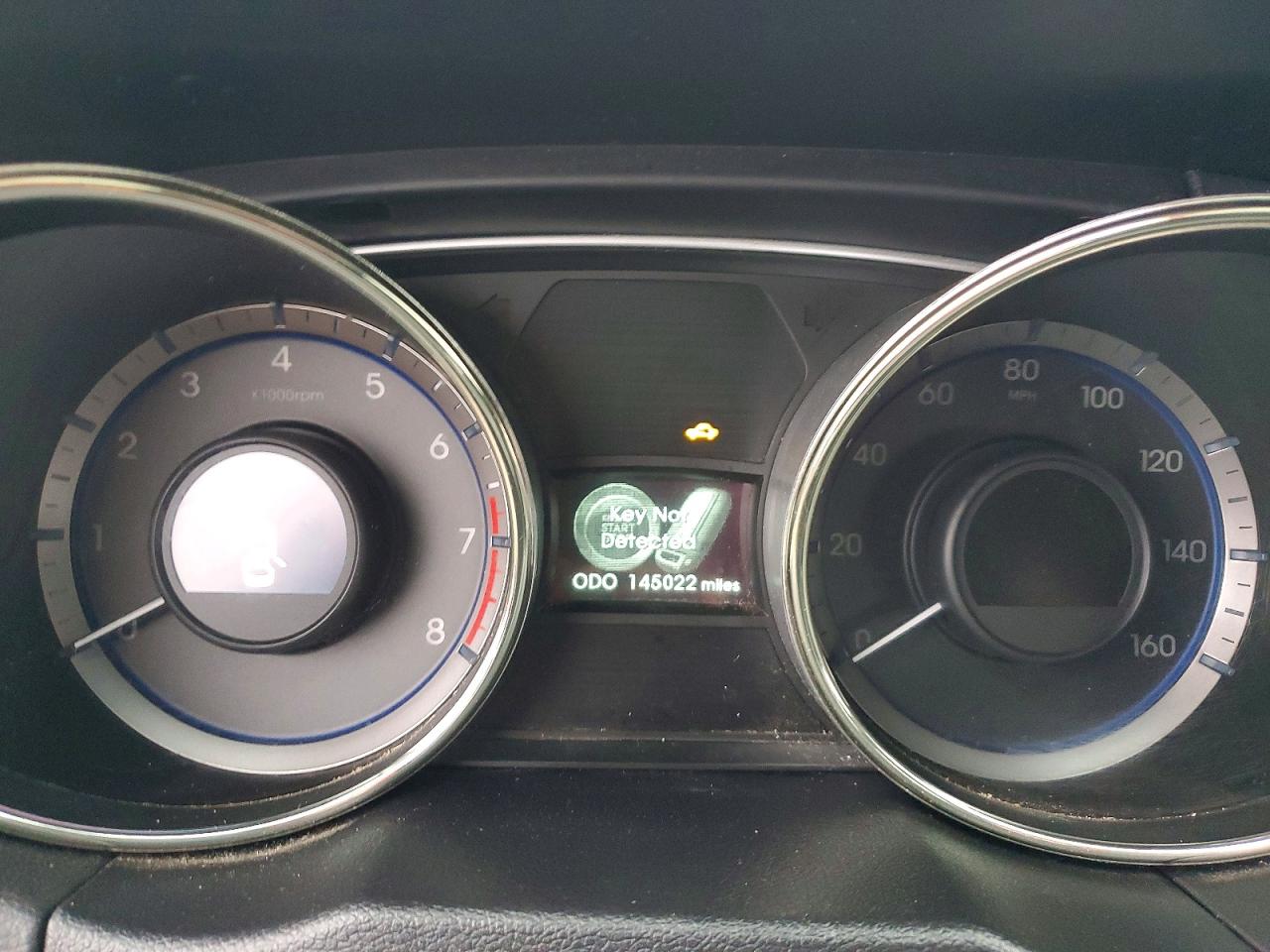 2012 HYUNDAI SONATA SE photo 9