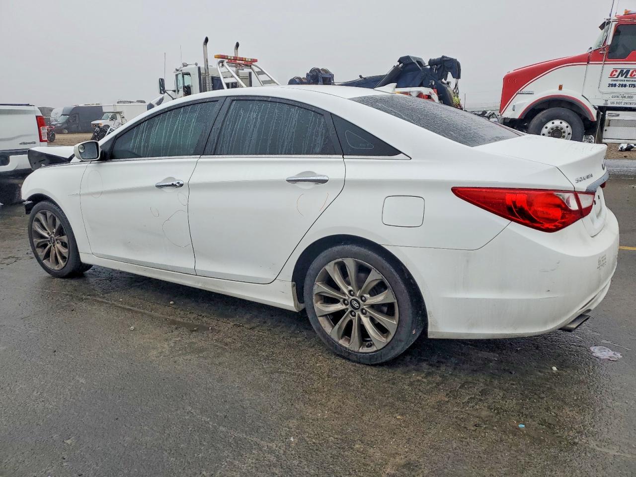 2012 HYUNDAI SONATA SE photo 2