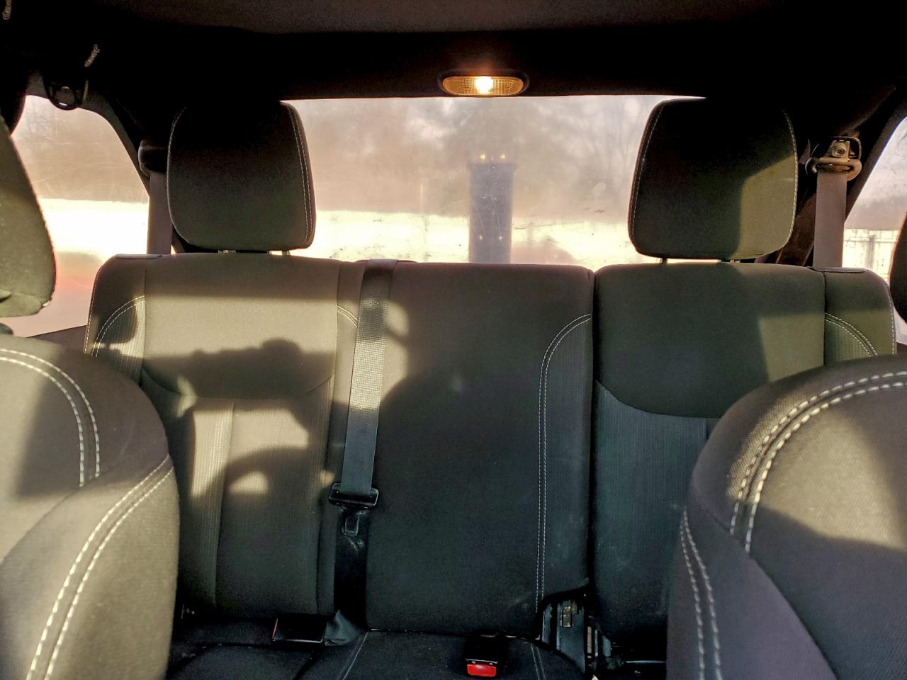 2015 JEEP WRANGLER UNLIMITED SAHARA photo 10