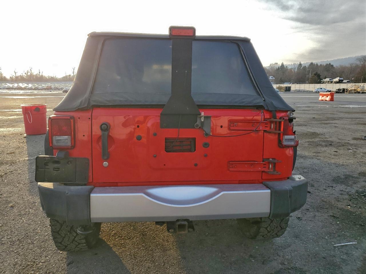 2015 JEEP WRANGLER UNLIMITED SAHARA photo 6