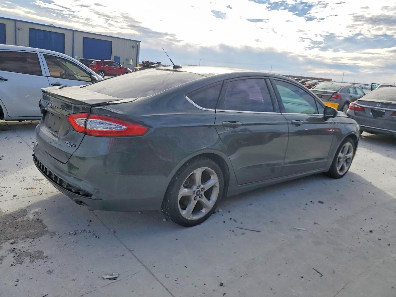 2016 FORD FUSION S photo 3