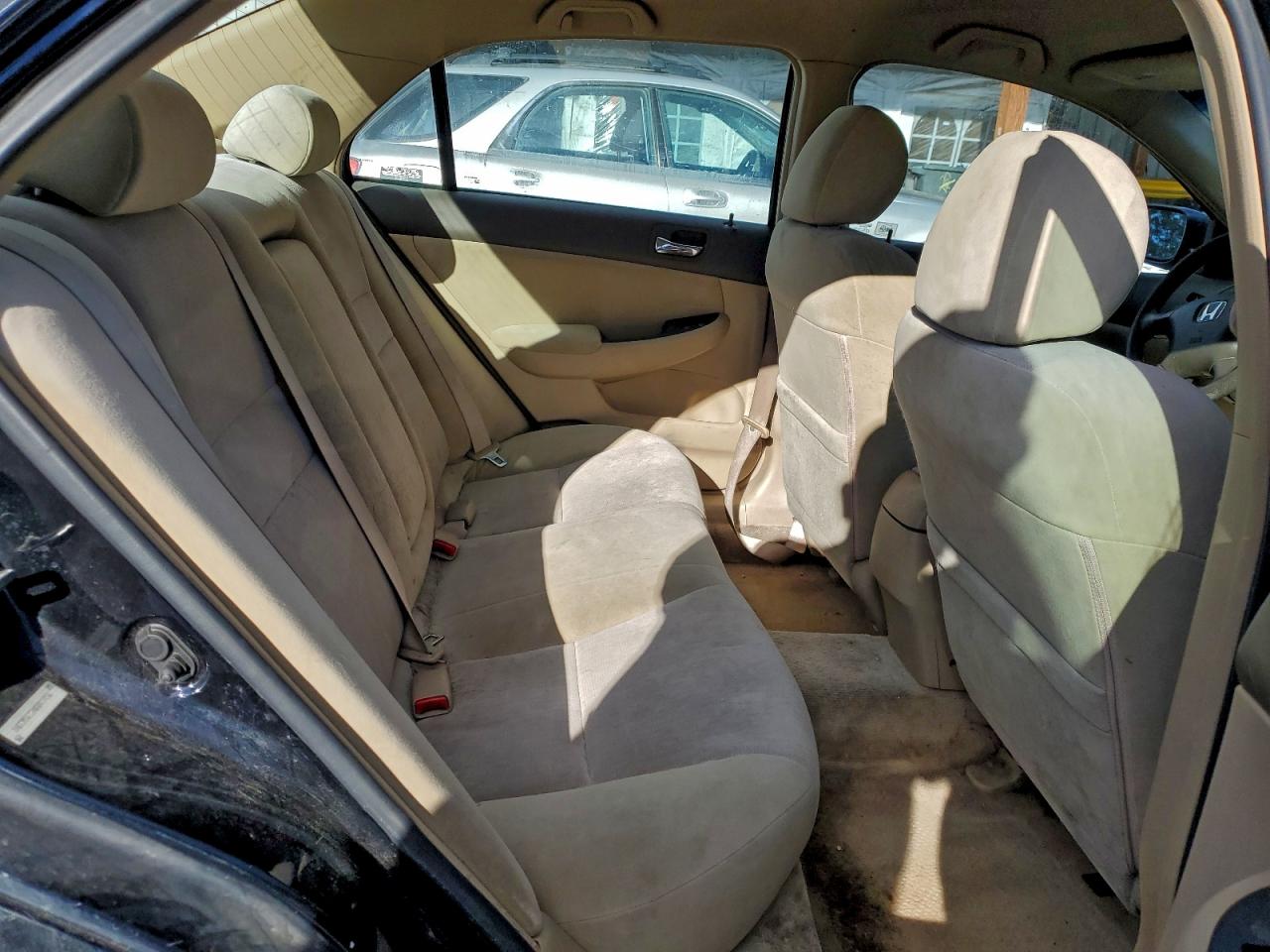 2004 HONDA ACCORD LX photo 10