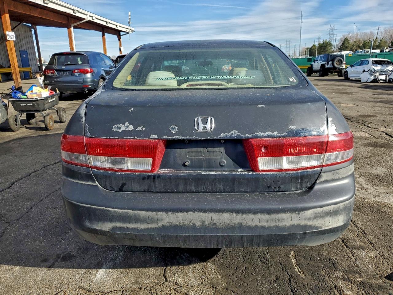 2004 HONDA ACCORD LX photo 6