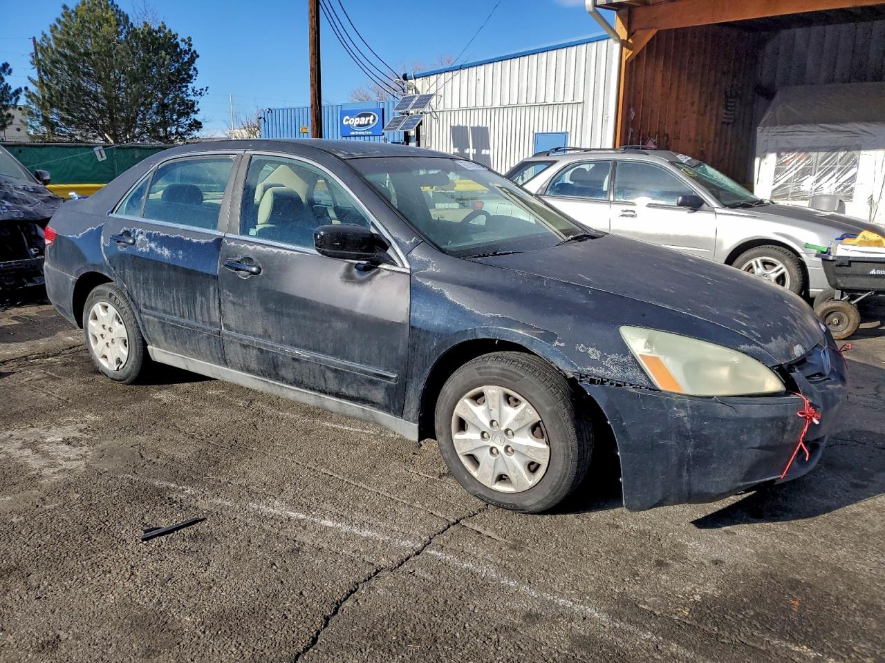 2004 HONDA ACCORD LX photo 4
