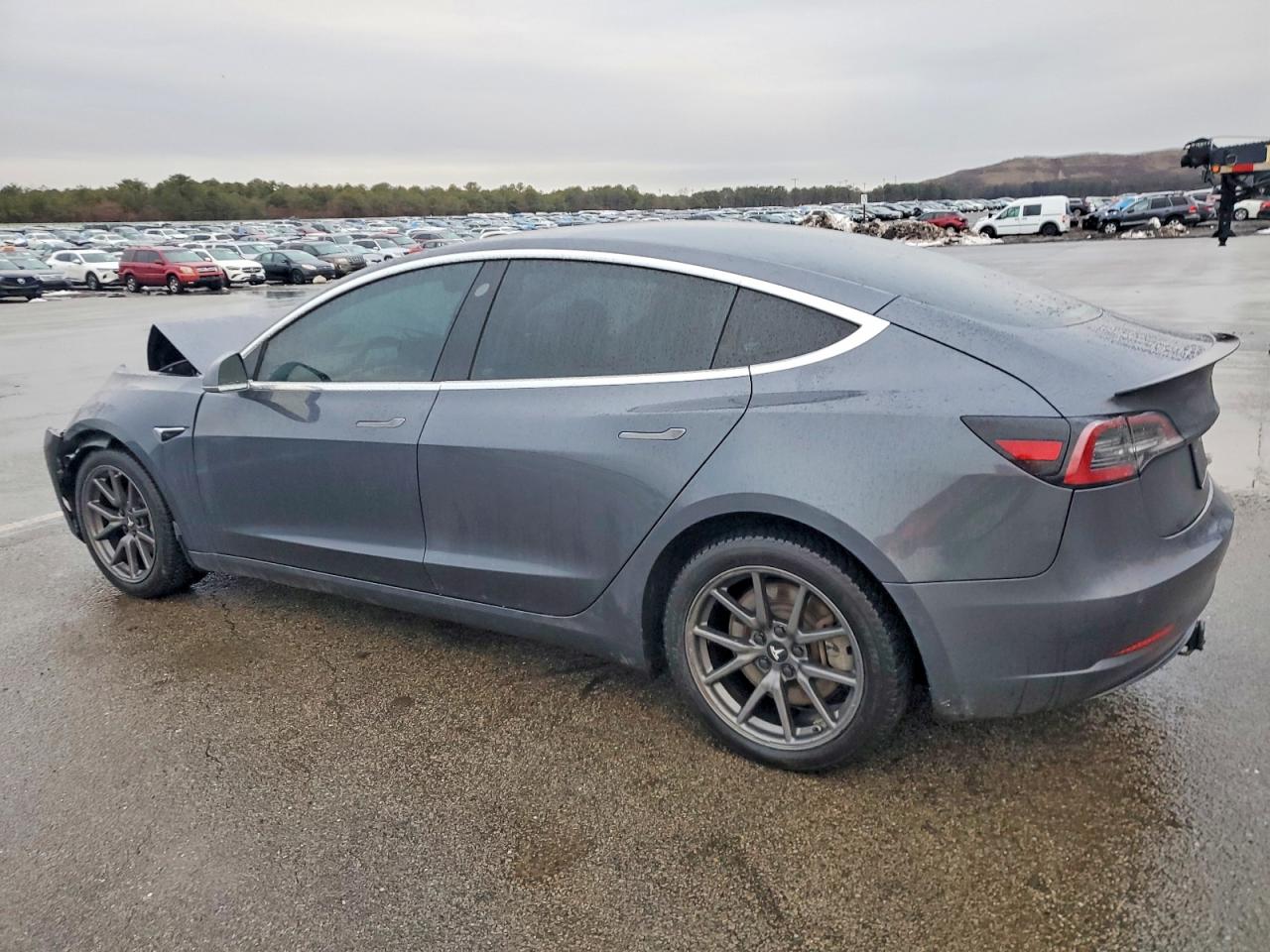 2019 TESLA MODEL 3 photo 2