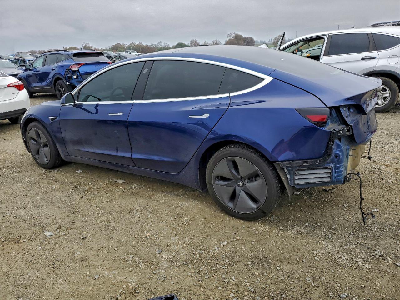 2018 TESLA MODEL 3 photo 2