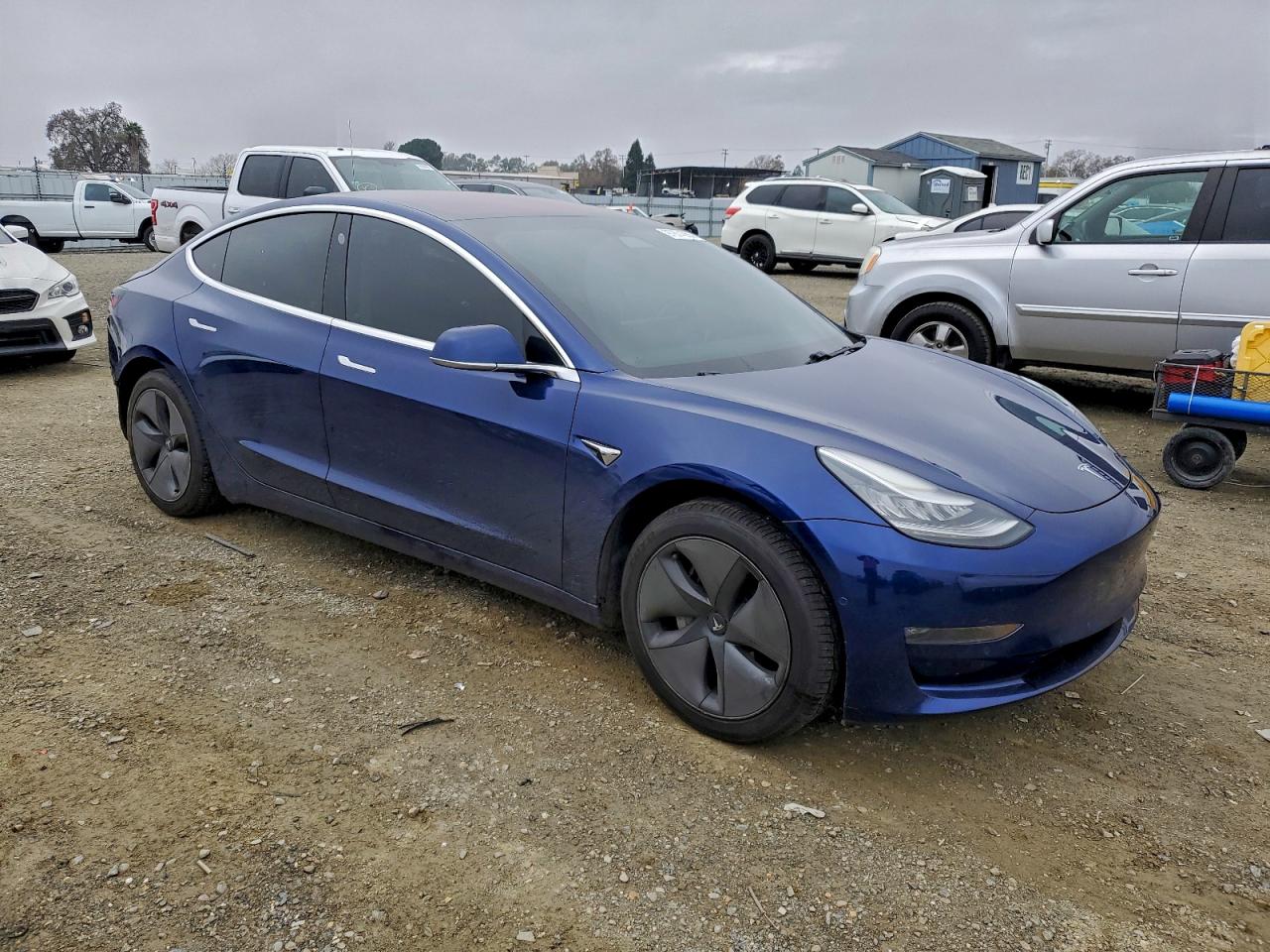 2018 TESLA MODEL 3 photo 4