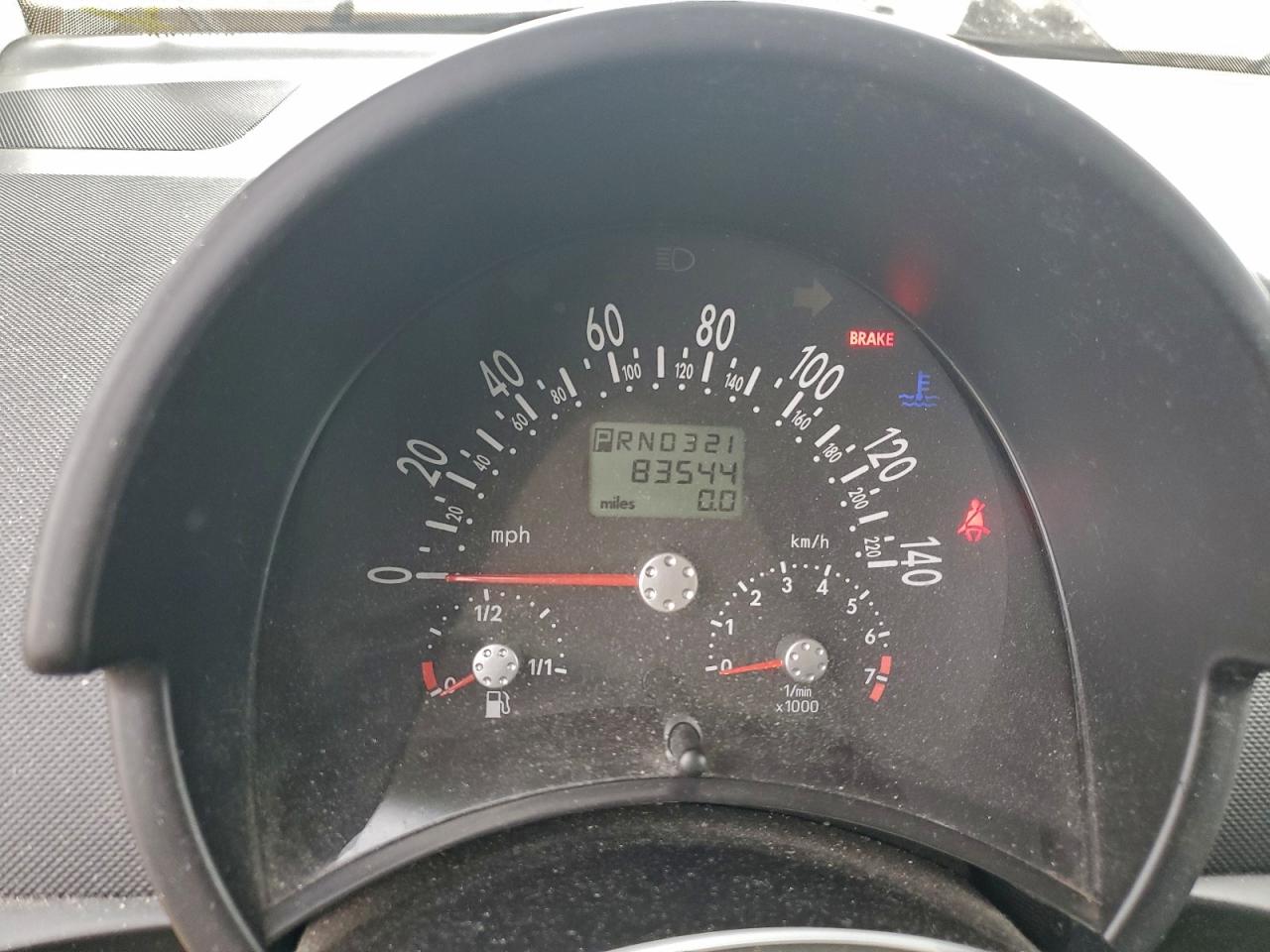 2004 VOLKSWAGEN NEW BEETLE GLS photo 9