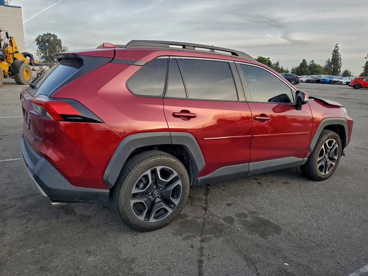 2019 TOYOTA RAV4 ADVENTURE photo 3