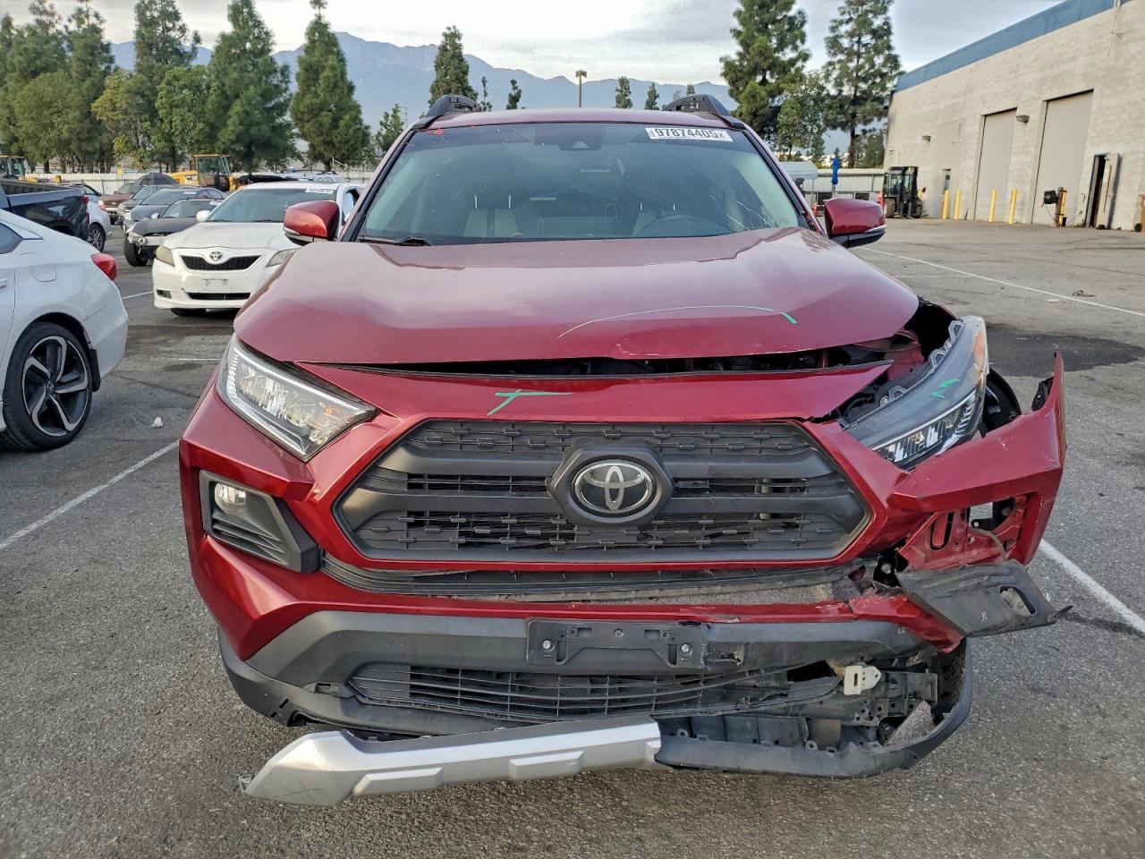 2019 TOYOTA RAV4 ADVENTURE photo 5