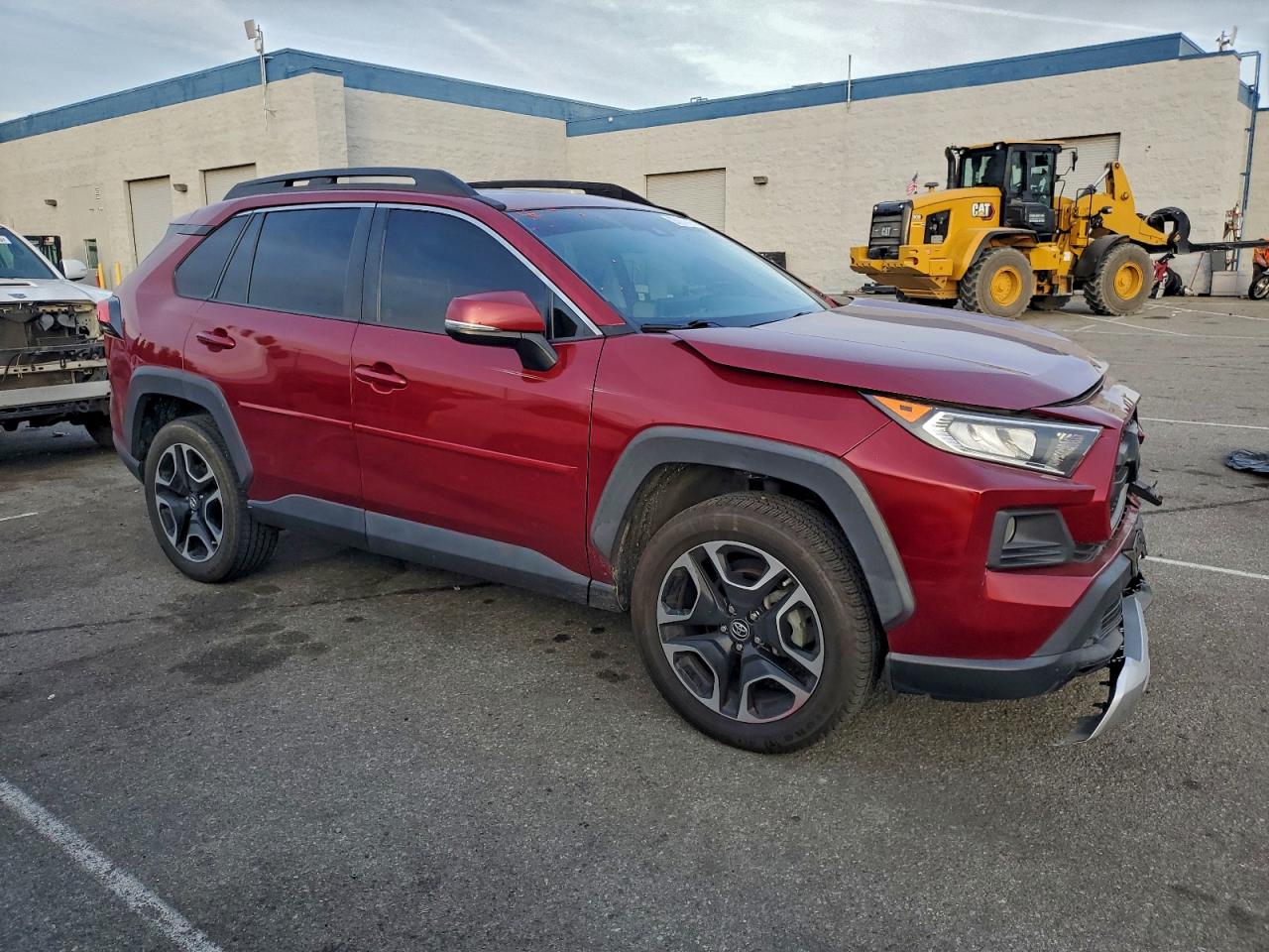 2019 TOYOTA RAV4 ADVENTURE photo 4