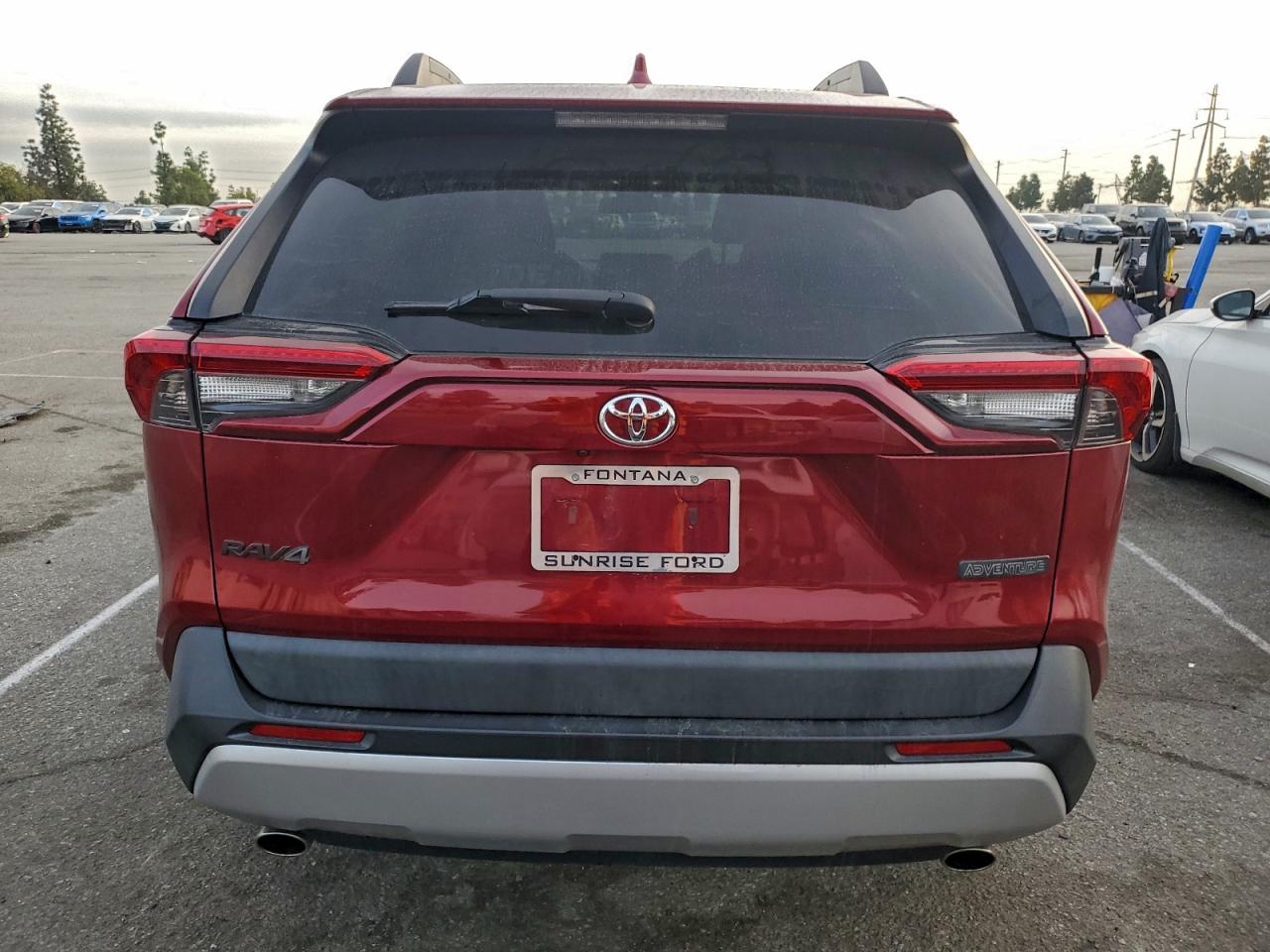 2019 TOYOTA RAV4 ADVENTURE photo 6