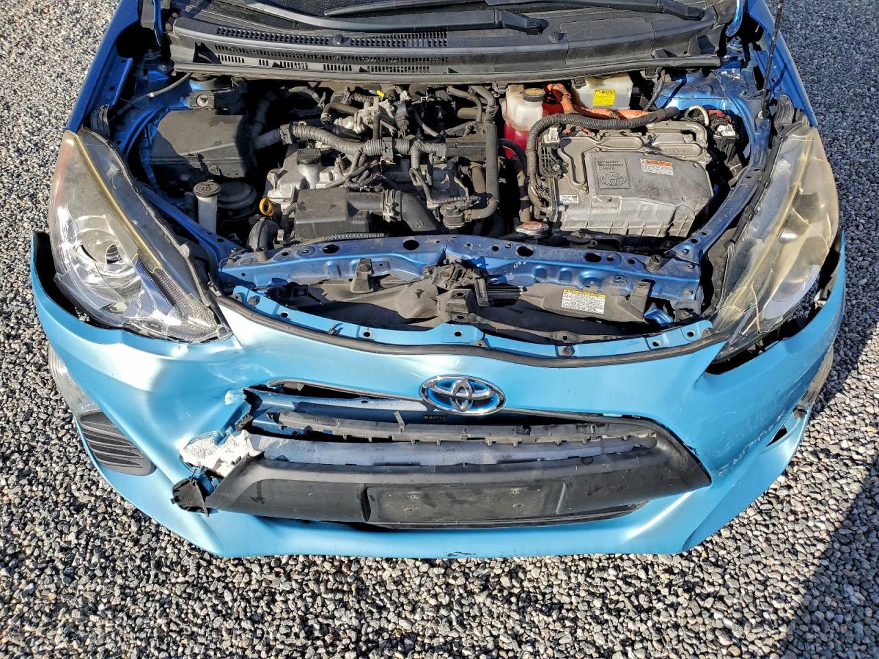 2016 TOYOTA PRIUS C photo 11