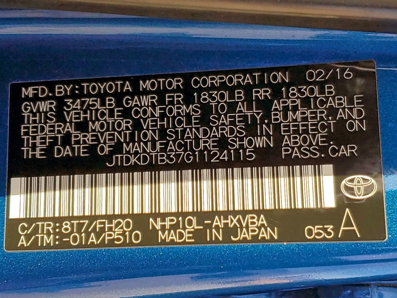 2016 TOYOTA PRIUS C photo 13