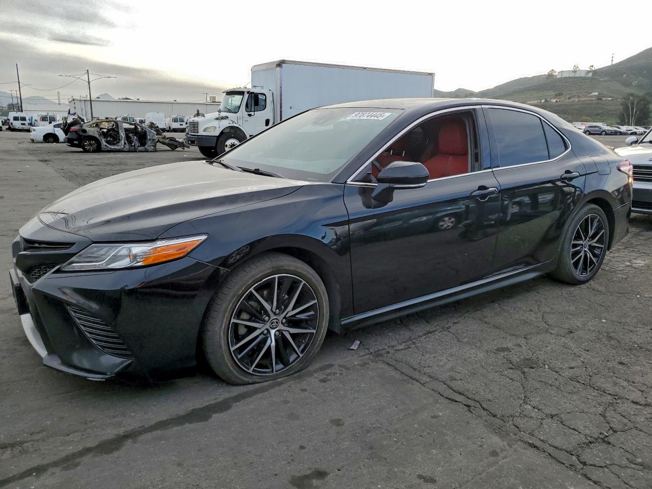 2020 TOYOTA CAMRY