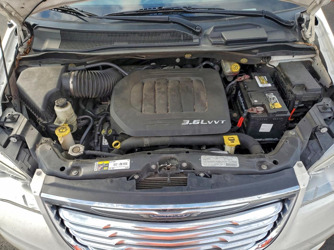 2013 CHRYSLER TOWN & COUNTRY TOURING photo 12
