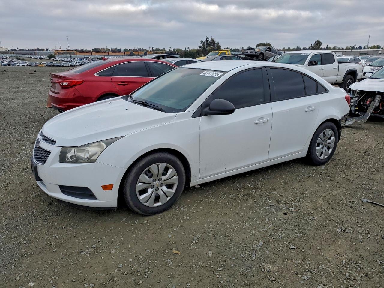 2013 CHEVROLET CRUZE