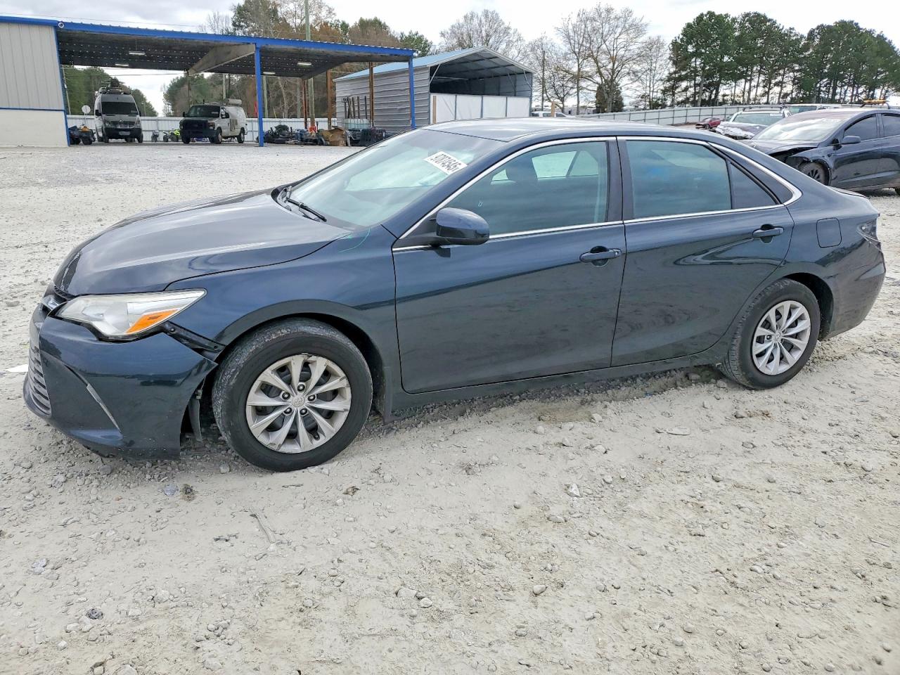 2016 TOYOTA CAMRY