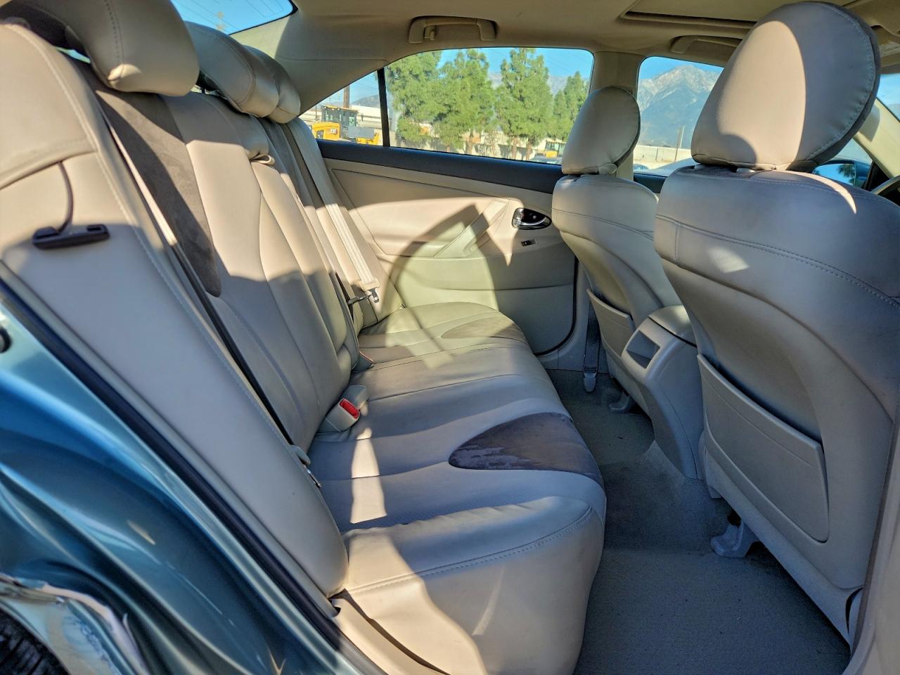 2011 TOYOTA CAMRY BASE photo 10