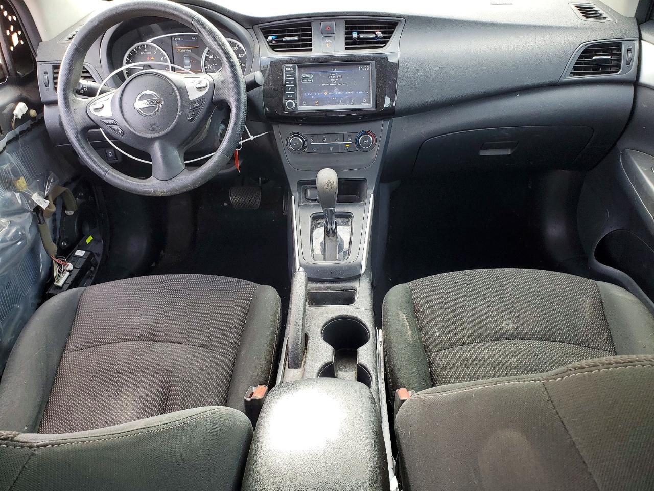 2019 NISSAN SENTRA S photo 8