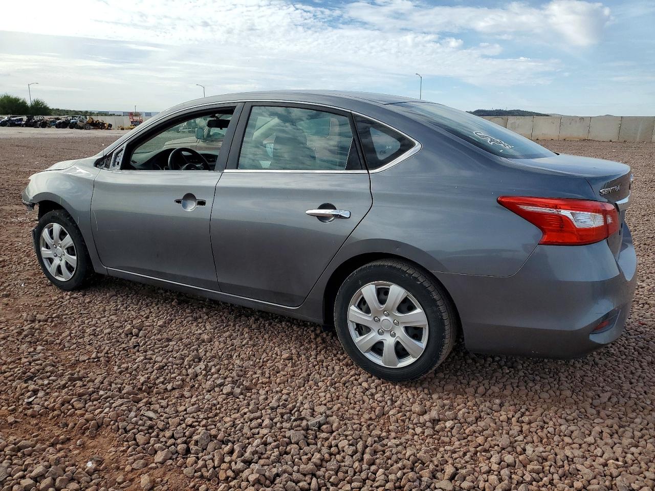 2019 NISSAN SENTRA S photo 2