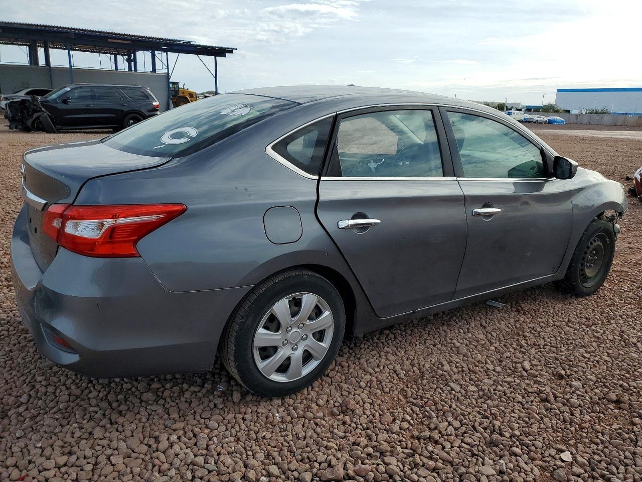 2019 NISSAN SENTRA S photo 3