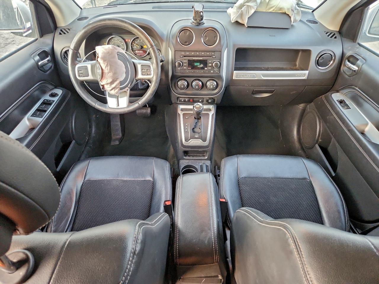 2016 JEEP COMPASS LATITUDE photo 8
