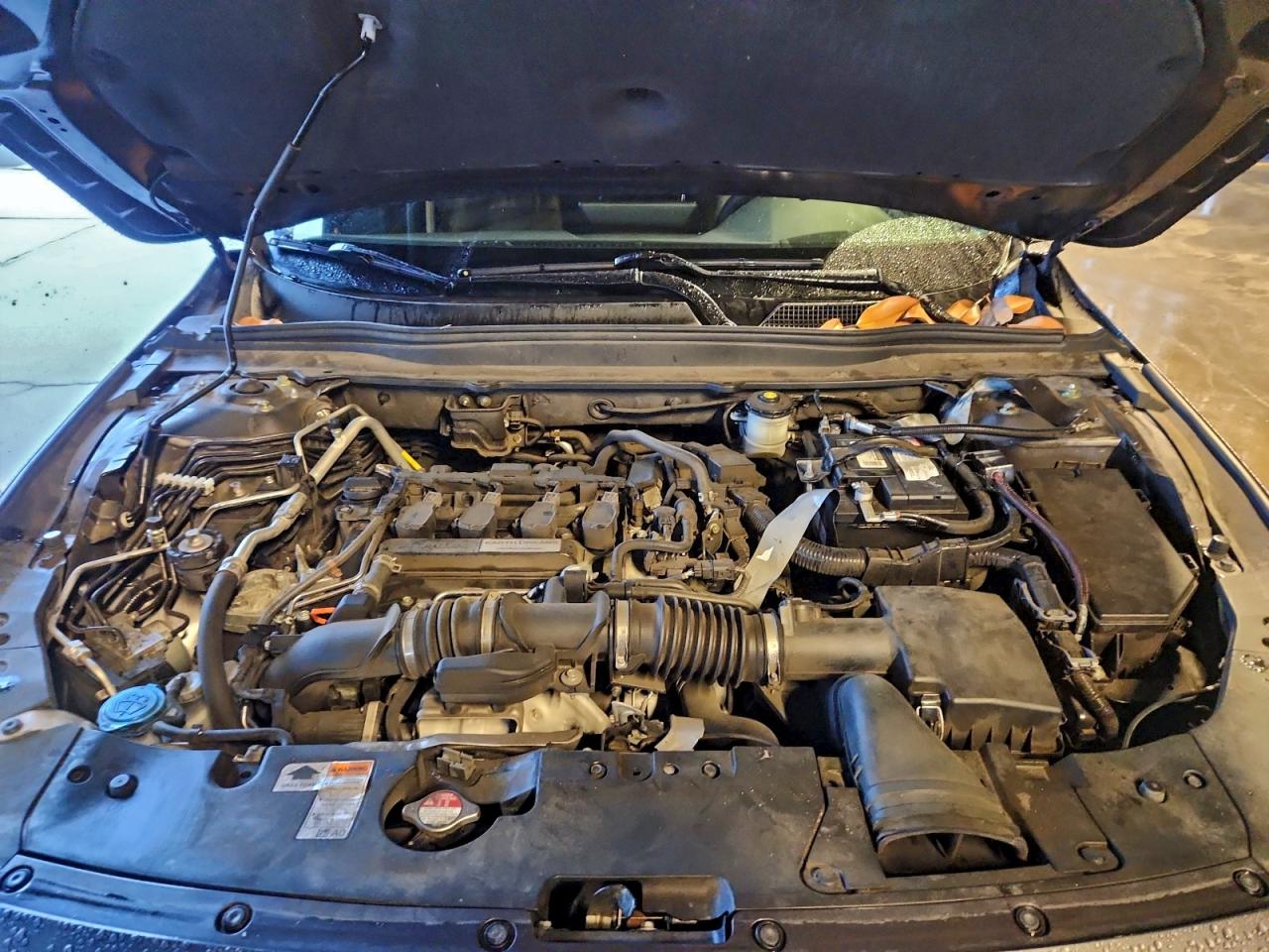 2018 HONDA ACCORD TOURING photo 11