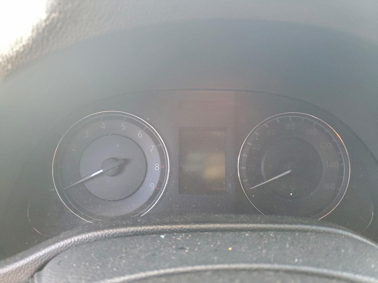 2012 INFINITI G37 photo 9