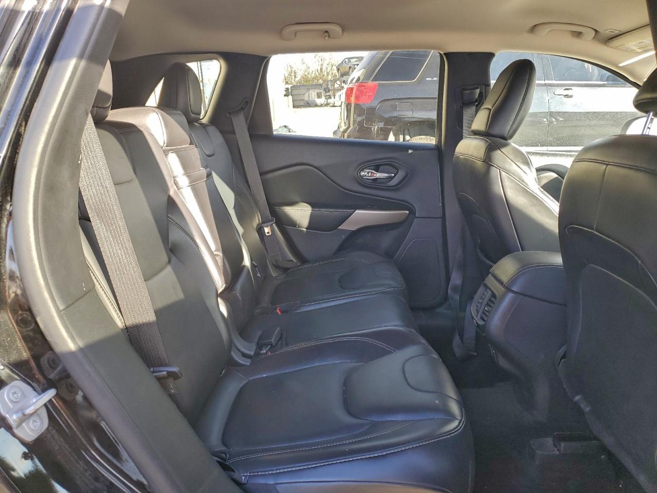 2018 JEEP CHEROKEE LIMITED photo 11