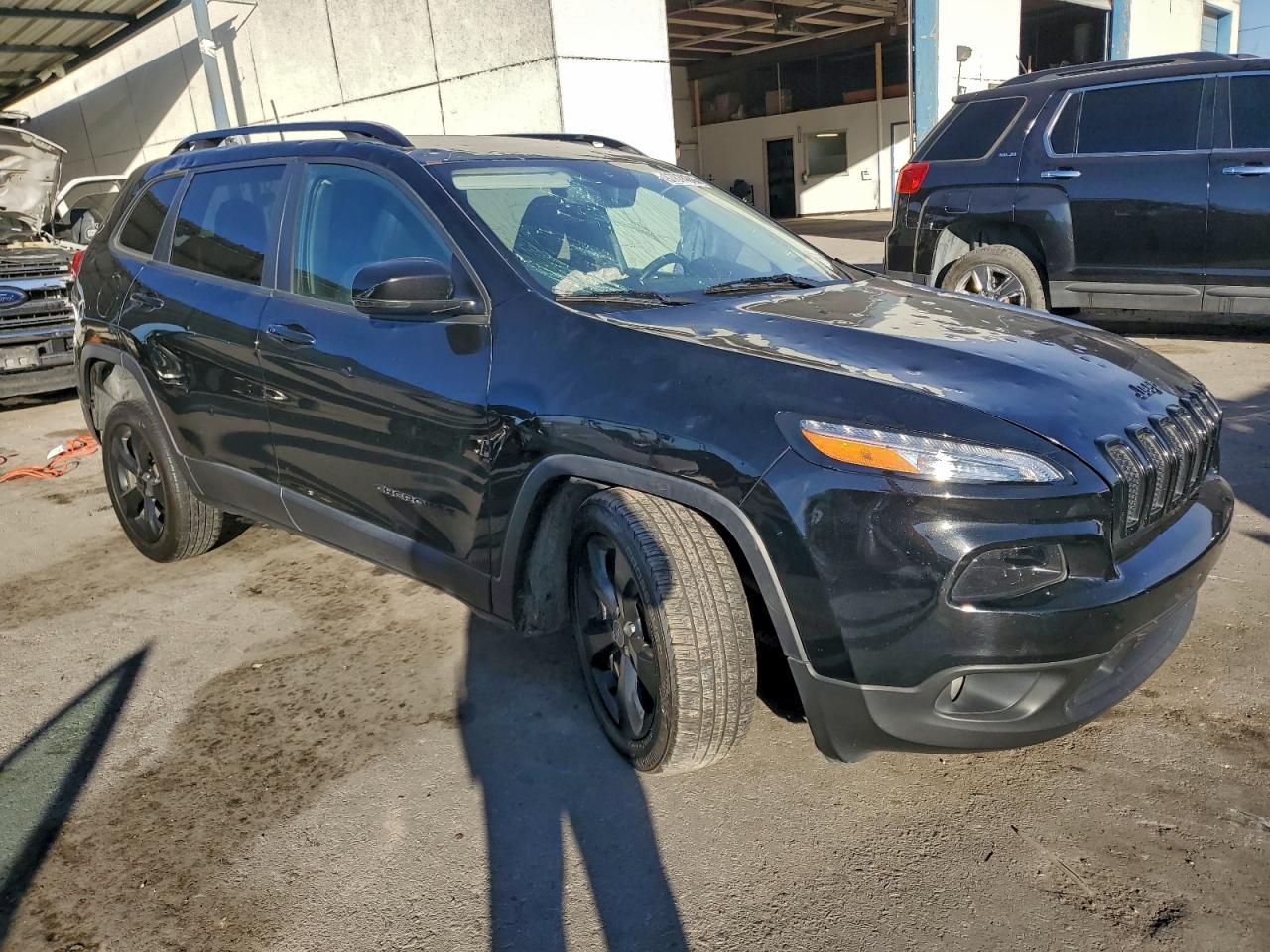 2018 JEEP CHEROKEE LIMITED photo 4