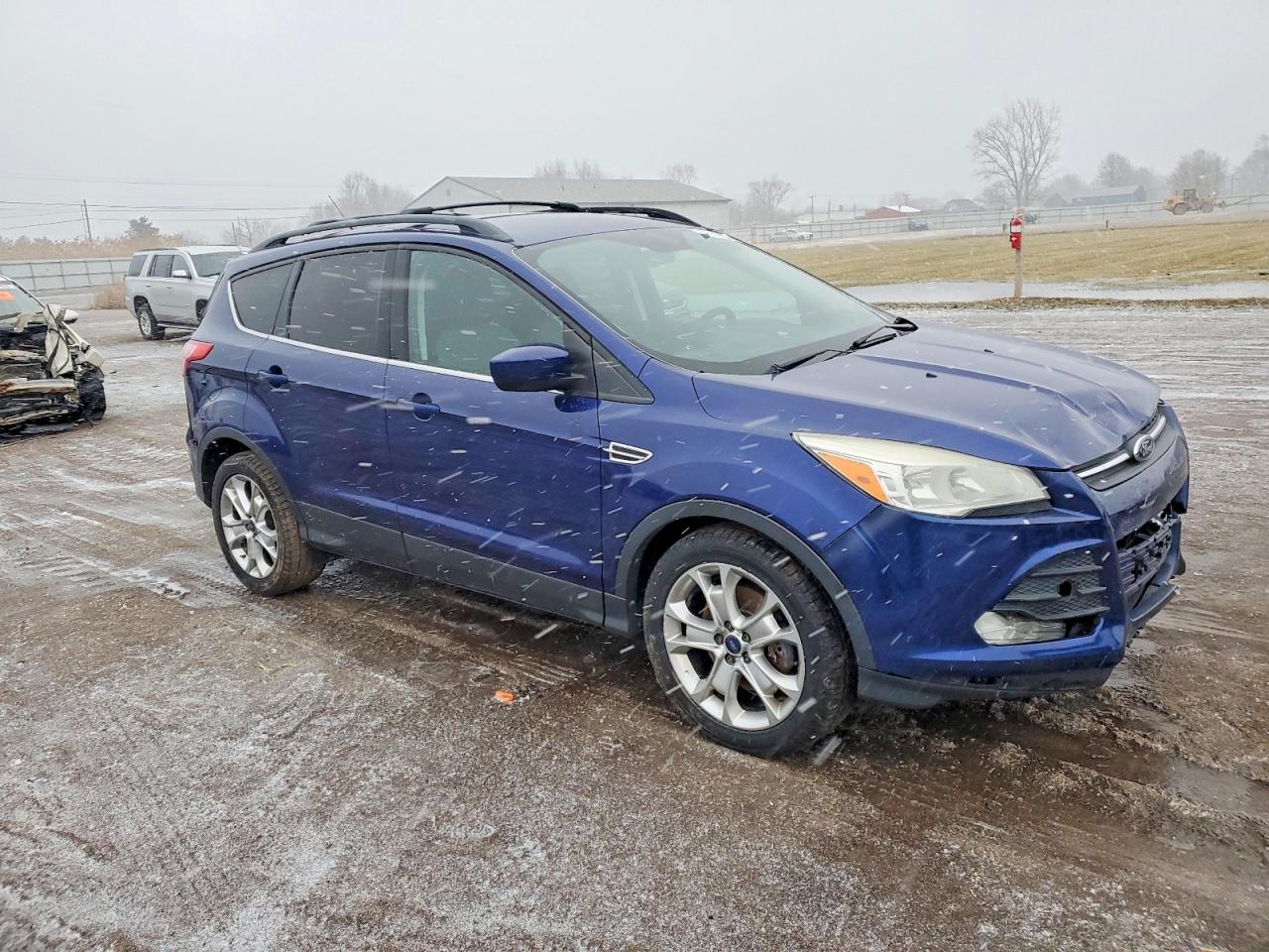 2014 FORD ESCAPE SE photo 4