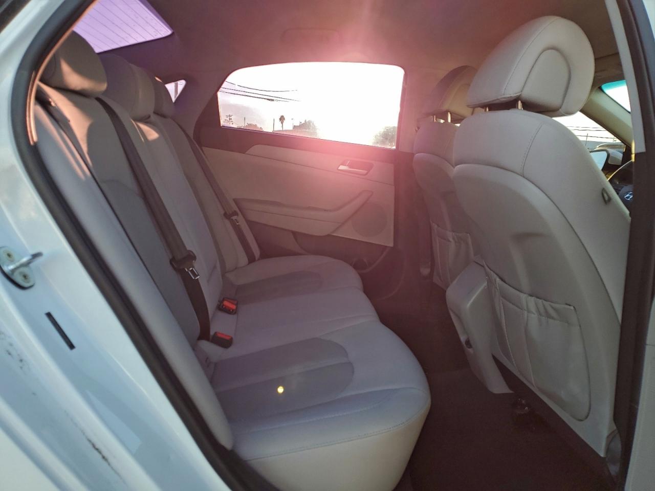 2017 HYUNDAI SONATA SE photo 10