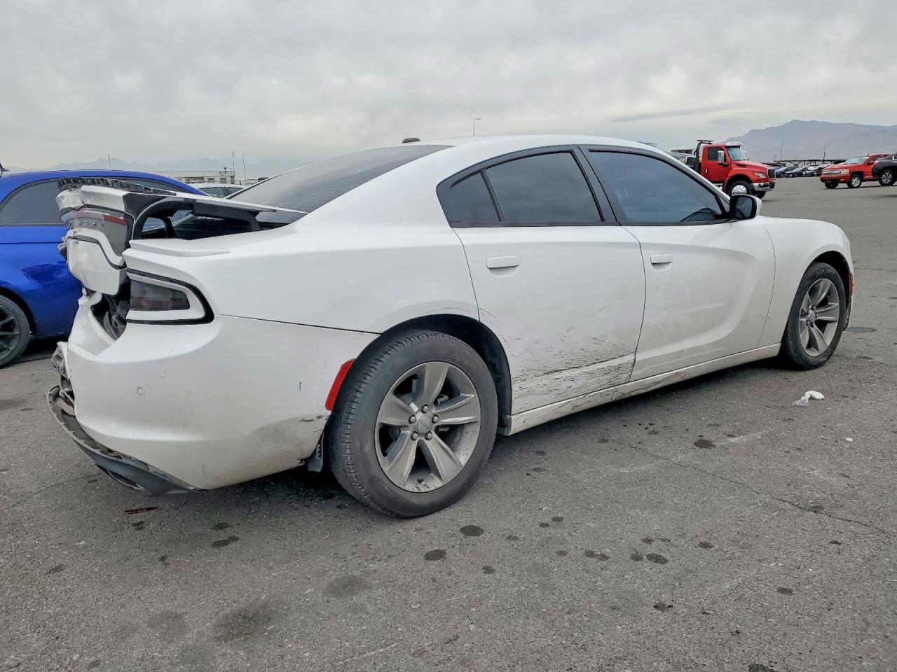 2015 DODGE CHARGER SE photo 7