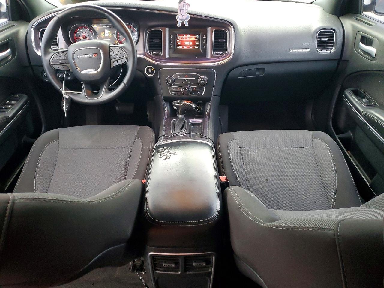 2015 DODGE CHARGER SE photo 22