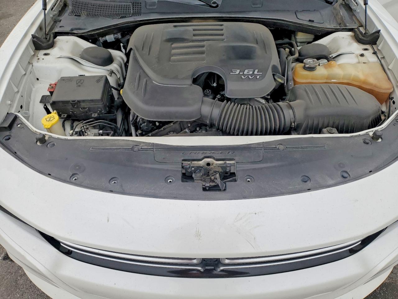 2015 DODGE CHARGER SE photo 31