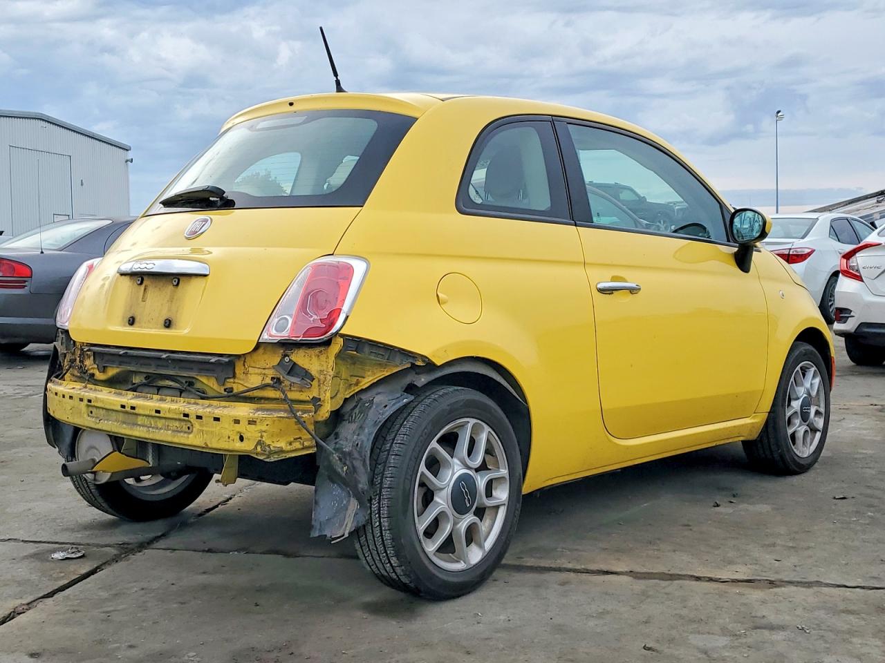 2012 FIAT 500 POP photo 3