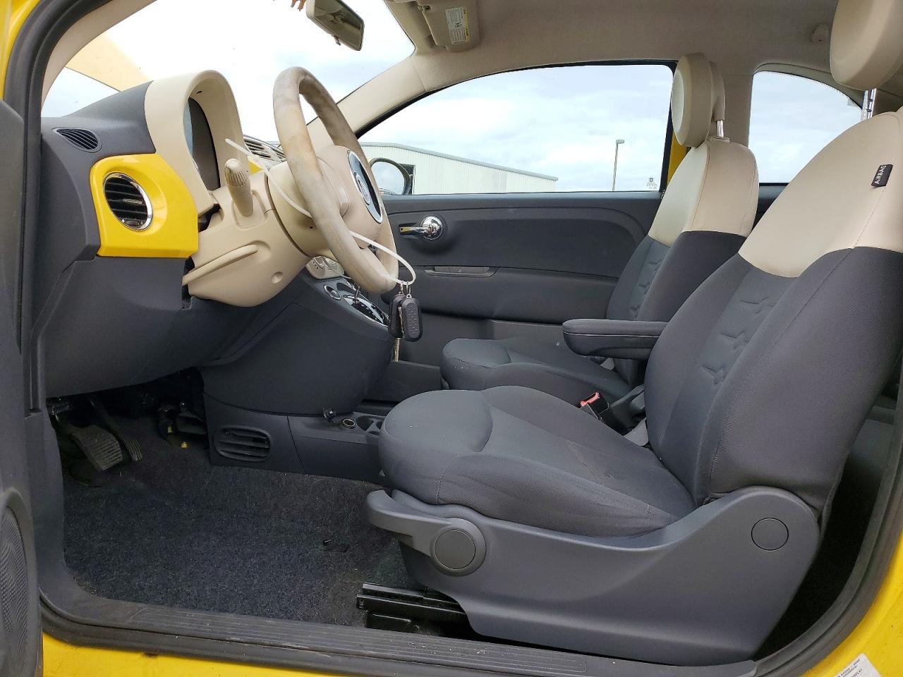 2012 FIAT 500 POP photo 7