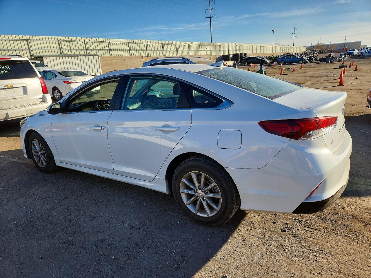 2018 HYUNDAI SONATA ECO photo 2