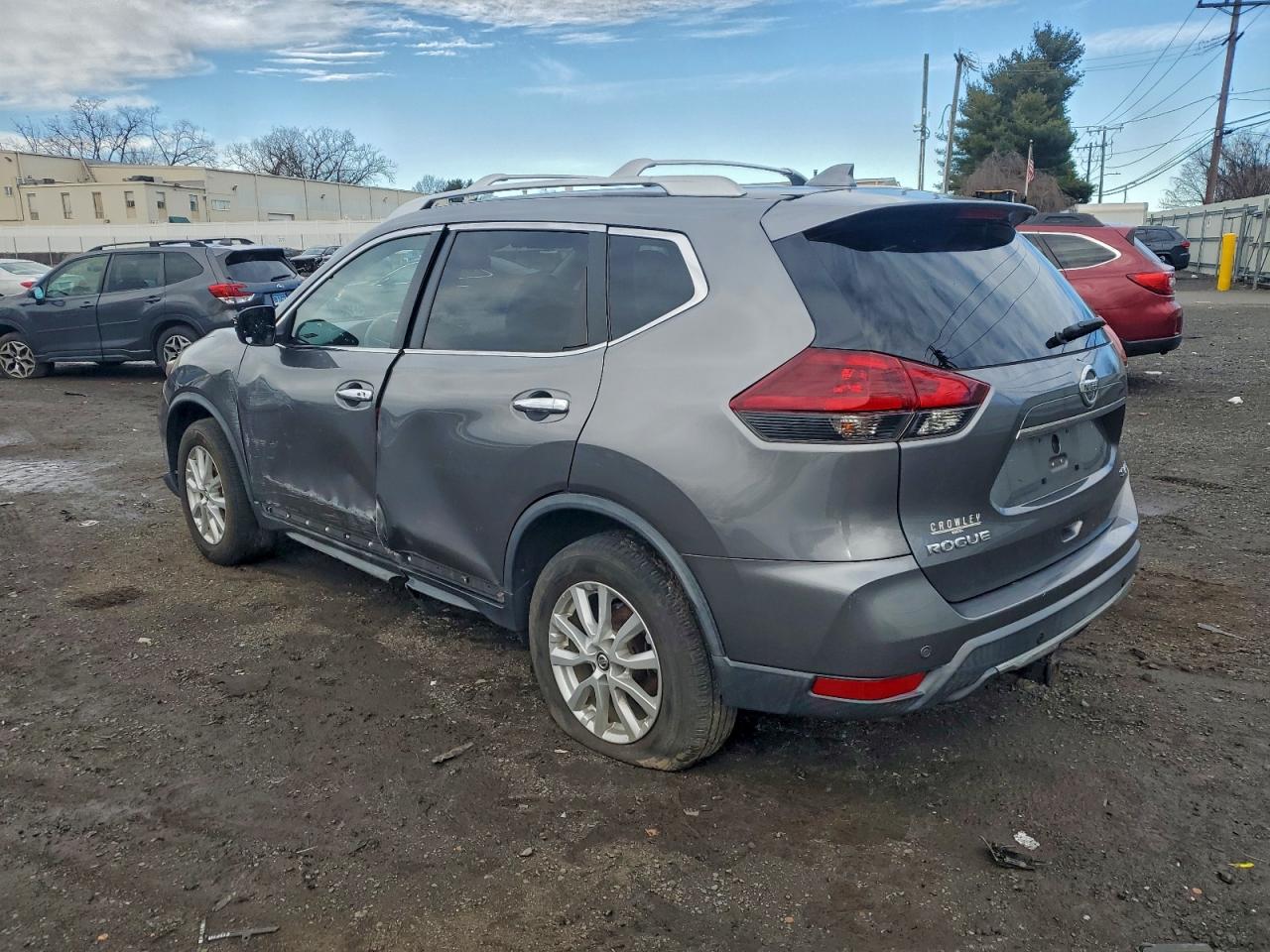 2019 NISSAN ROGUE S photo 2