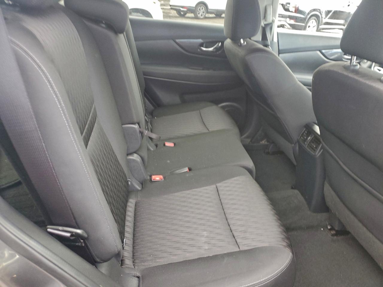 2019 NISSAN ROGUE S photo 10