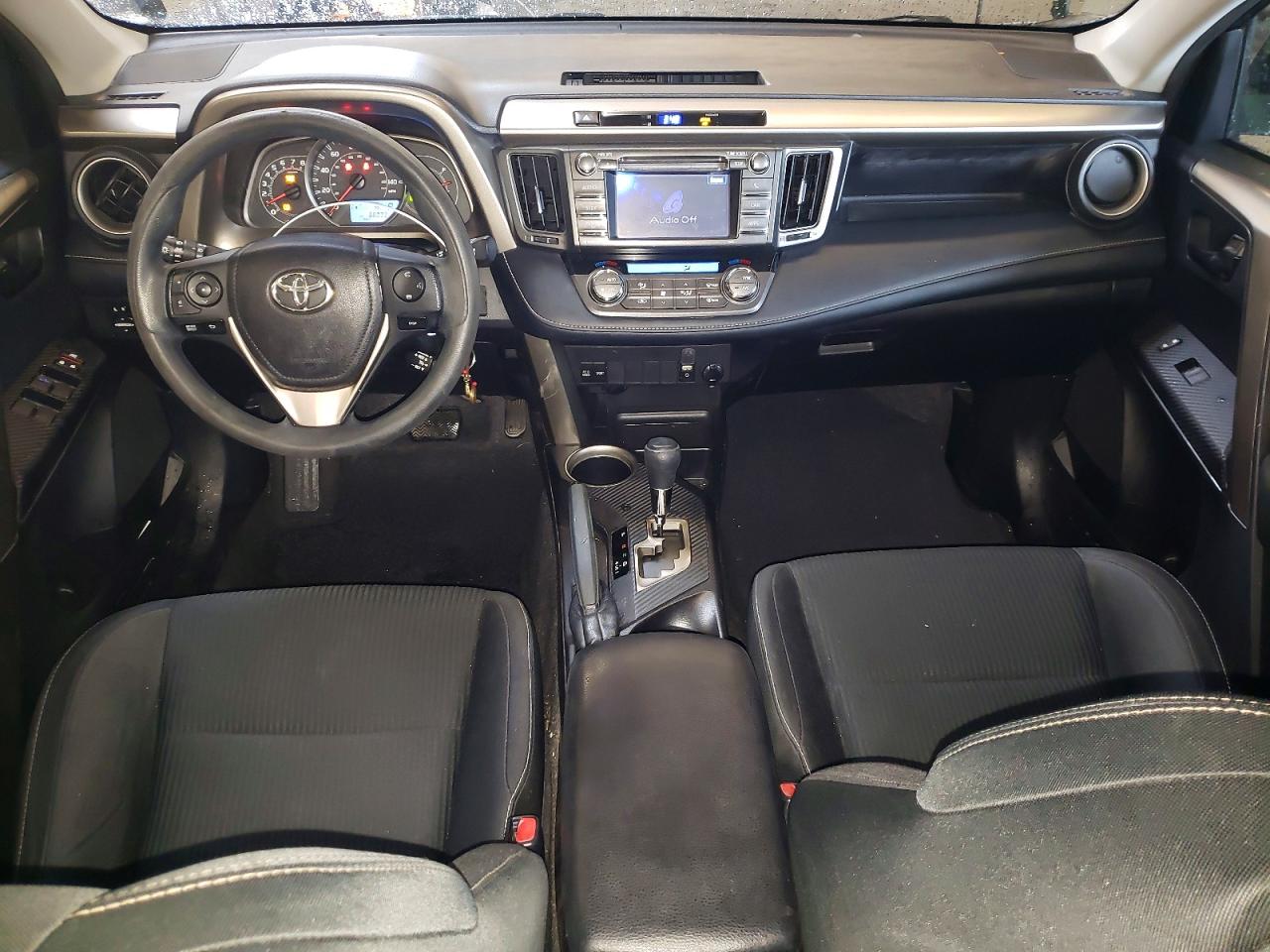 2013 TOYOTA RAV4 XLE photo 15