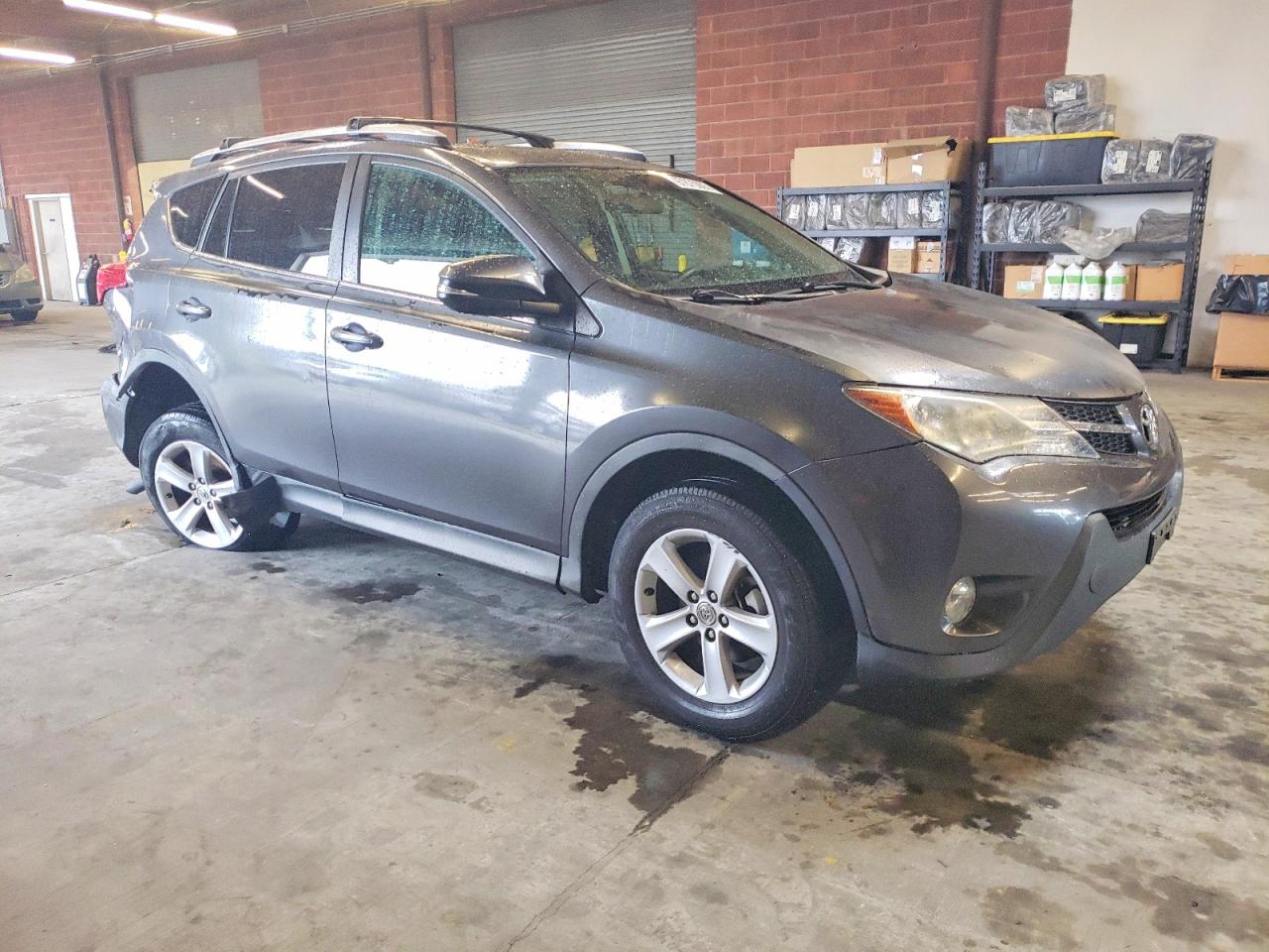2013 TOYOTA RAV4 XLE photo 7